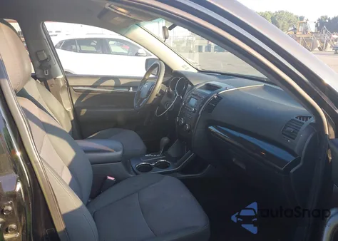 2013 Kia Sorento Lx V6 из США, поврежденный, VIN 5XYKT4A22DG368767